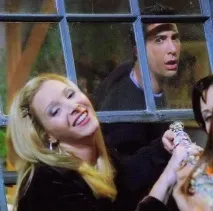 Phoebe Buffay (Фібі Буффе), Блогер infinito на сайті 24 лютого 2014, СПЛІТНИК фібі