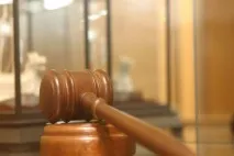 Чому йде в «тінь» підприємець рублів