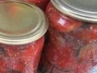 Помідори, засолені в пакетах. засолені