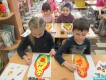 Полхів-майданський розпис матрьошки (підготовча група) група