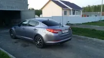 Рація в автомобілі багажника