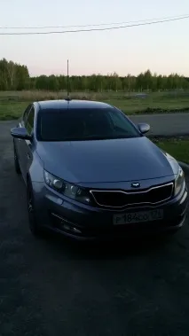Рація в автомобілі багажника
