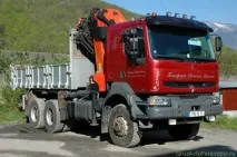 Рено Керакс французький самоскид по-українськи французький