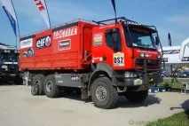 Рено Керакс французький самоскид по-українськи керакс