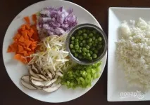 Рис по-китайськи - покроковий рецепт з фото на викласти