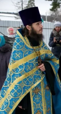 Священиків репресують за відмову поминати єретику, Відкрите місто відмову