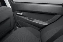 У деталях офіційні зображення рестайлінгової LADA Priora зображення