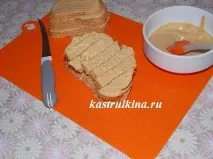 Смачні домашні сухарики з батона з кетчупом, спеціями та гірчицею кетчупом