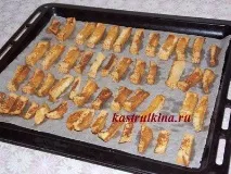 Смачні домашні сухарики з батона з кетчупом, спеціями та гірчицею домашні