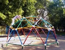 Види обладнання для дитячого майданчика види