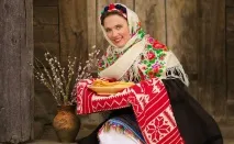 В Україні відзначають Масляну традиції та звичаї звичаї
