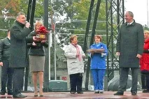 ВСЕВОЛОЖСЬК-ІНФО ВСЕВОЛОЖСЬКІ МЕДИКИ ЗАДОВОЛЬНІ НОВИМИ МАШИНАМИ ШВИДКОГО ДОПОМОГИ всеволожськ-інфо