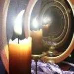 Змова на гроші за допомогою дзеркального коридору - Пошук істини змова