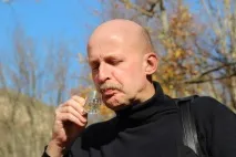 Сербія "Джаволя-Варош" - диво природи сербія