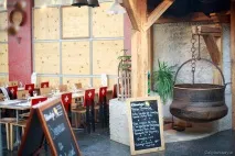 Грюйєр - традиційний сир та історичний регіон Швейцарії історичний