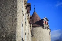 Грюйєр - традиційний сир та історичний регіон Швейцарії історичний