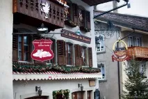 Грюйєр - традиційний сир та історичний регіон Швейцарії регіон