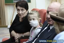 Центр дитячої кардіології та кардіохірургії там «чинять» маленькі серця (Щороку в Україні чинять