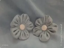 Квіти з тканини для маленьких модниць або симпатичні резиночки для волосся. маленьких