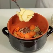 яблуками