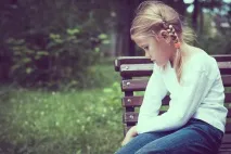 Як зрозуміти, що твою дитину ображають у школі, якщо вона мовчить твою
