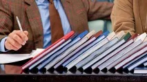 Як урятувати чиновника від липової дисертації - РІА Новини чиновника