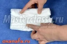 Як зробити сніговика з рушника подарунка