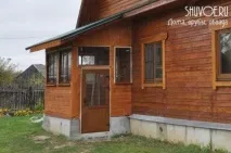 Як виконується скління ганку можна