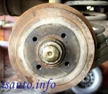 Як замінити гальмівний барабан на автомобілях Daewoo Lanos, (Деу Ланос), Sens, (Сенс) Nexia, гальмівний