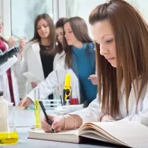 Чи може фармацевт працювати косметологом, Сертифікати працювати