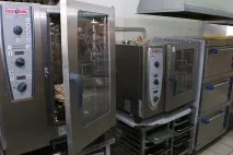 Професія казанський шкільний кухар про те, чим годують дітей та куди діваються залишки їжі професія
