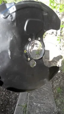 Про грязьові щитки задніх гальмівних дисків грязьові