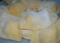 Равіолі у вершковому соусі - покроковий рецепт з фото на соусі