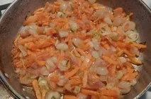 Рецепт Булочки з м’ясом в покроковому духовці з фотографіями. покроковому