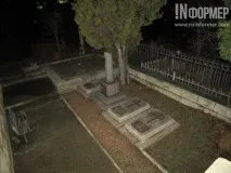 Склепи розкриті, порох знесений на смітник знесений