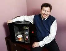 Уральський підприємець запатентував автомат із продажу суші «Сушироллер» запатентував