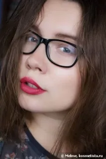 Стійка рідка помада Proof lipstick- shine №06 від Jeans стійка
