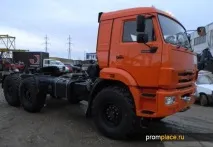 Всюдихідний сідельний тягач КамАЗ 44108 всюдихідний