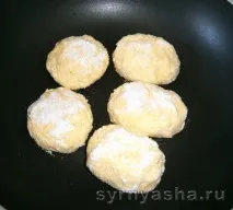 Яблучні сирники - рецепт з фото покроково сирники