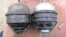Заміна задньої подушки двигуна задньої