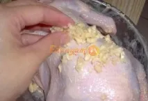 Запечена курка в духовці цілком покроковий рецепт з фото курка