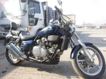 Що вибрати Kawasaki Eliminator 400сс VS Honda Magna V45 honda