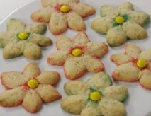 Ідеї для пікніка на природі печиво у вигляді квітів печиво