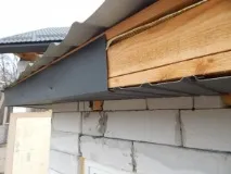 Як підшити карниз даху своїми руками. своїми