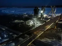Як витягнути Land Cruiser з-під льоду cruiser