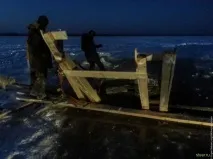 Як витягнути Land Cruiser з-під льоду cruiser