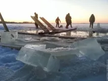 Як витягти позашляховик, що провалився під лід, розважальний портал витягти