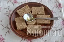Канапе на святковий стіл з авокадо та огірка канапе