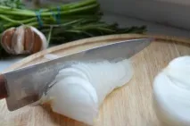 Курка у вершковому соусі з розмарином. соусі