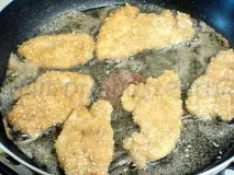 Куряче філе в паніровці на сковороді приготувати